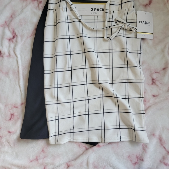 classic concepts Dresses & Skirts - 2 pack midi dress skirts NWT